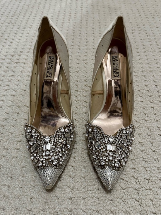 Badgley Mischka Shoes - Badgley Mischka Ivory Crystal Embellished Pointed Toe Pumps - Size 8